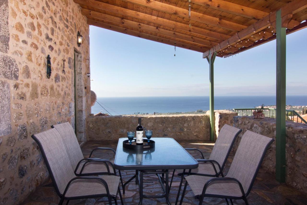 Riglia Stavroulas Stone House In Rigklia, Messinia מראה חיצוני תמונה