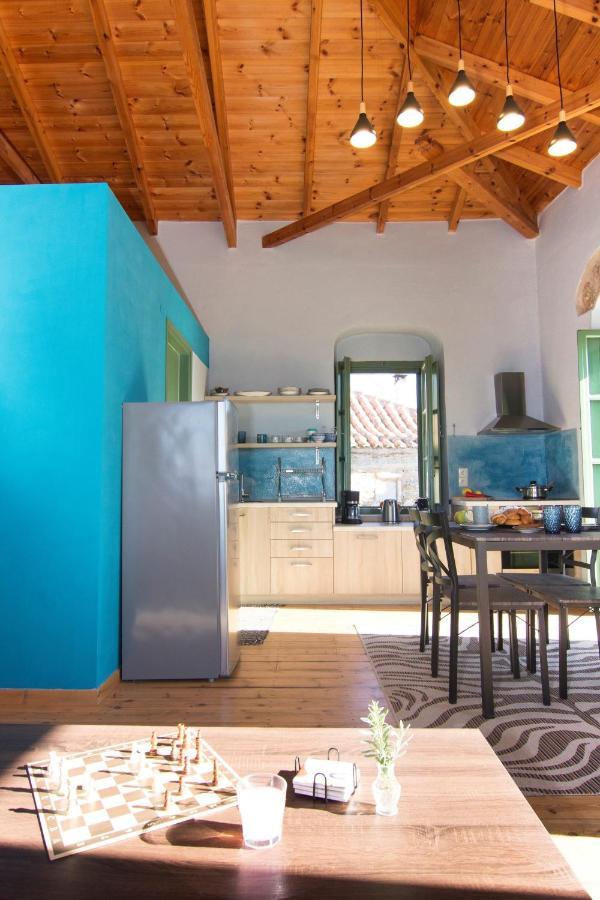 Riglia Stavroulas Stone House In Rigklia, Messinia מראה חיצוני תמונה